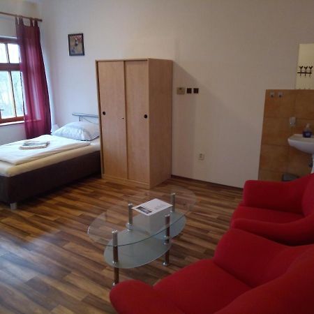 Penzion U Nahonu Mesto Touskov Luaran gambar