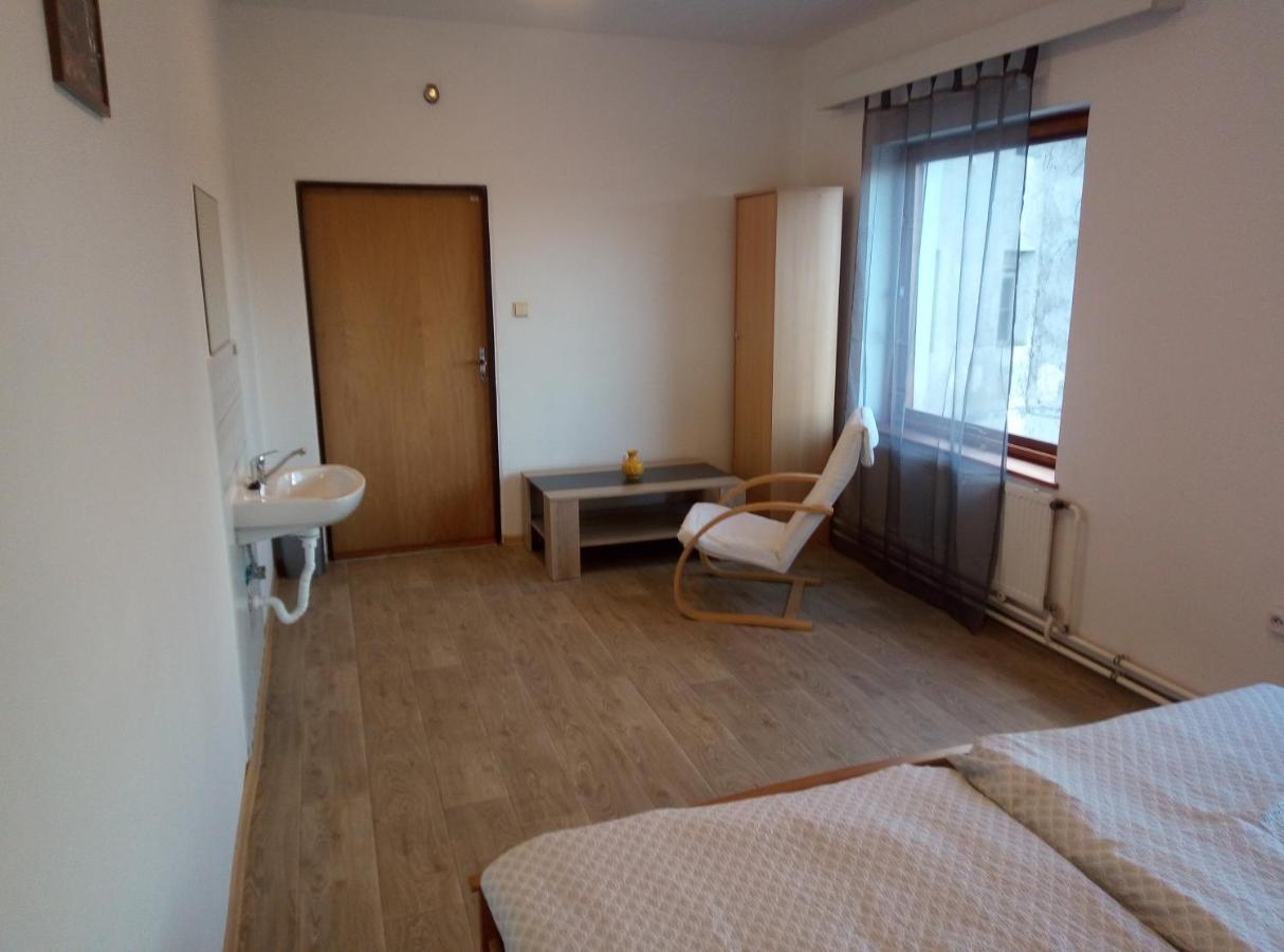 Penzion U Nahonu Mesto Touskov Luaran gambar