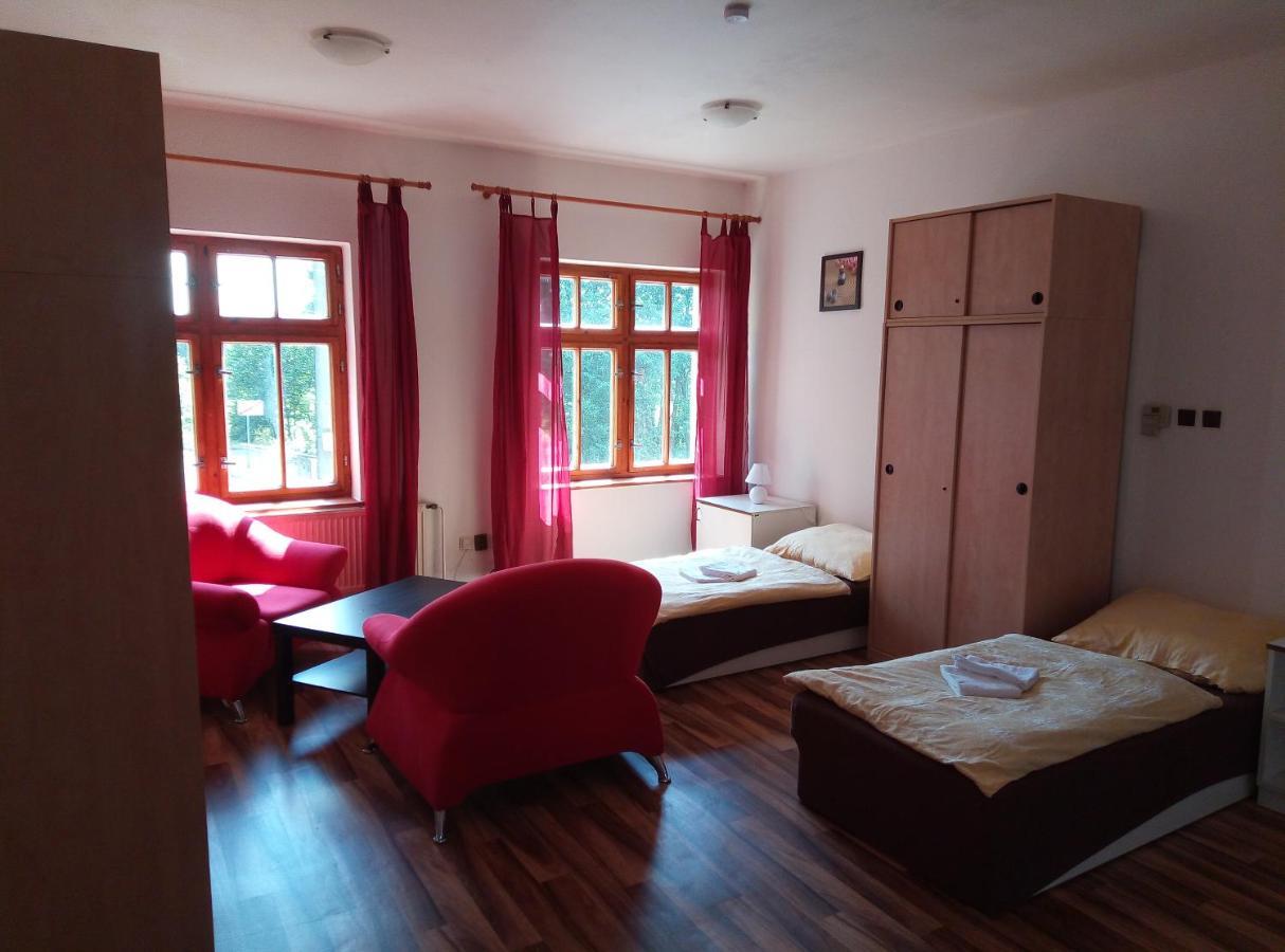 Penzion U Nahonu Mesto Touskov Luaran gambar